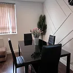 Flat In City Center