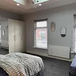 Room In Stockport Road