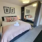 2 Bed Ancoats City Centre Flat By City Superhost