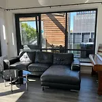 Lovely 2-Bed Apartment In Manchester