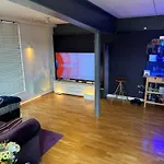Ancoats Getaway With Terrace And Hot Tub