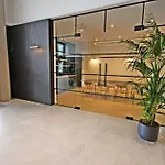 Central Manchester-1Br Apartment Free Parking-Cinema Room