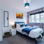 Modern 3 Bed W Pool Table & Free Parking By Vista Stays Short Lets Manchester