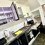 Cozy 2Bed Manchester House