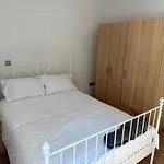 Two Bedroom Apartment In The Heart Of The City