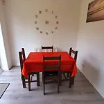 Lovely 3 Bedroom House Manchester