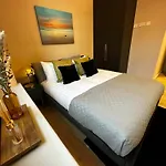 Stunning 2Br In Chinatown