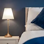 Comfy Stay 6Mins To Coop Live Arena, Etihad Stadium & City Centre With Wifi & Free Private Parking