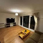 Luxury 2Br Flat Near Manchester Town