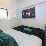 Old Trafford , Manchester , 2 Bed Duplex