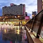 Manchester Terrace Retreat-Cinema & Free Parking
