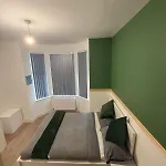 Cosy Double Bedroom With Attached Bathroom