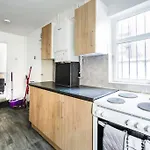 4 Bedroom House, Great Location!