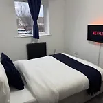 Cosy 2 Double Bedroom Apartment In Ancoats 7 Minutes From Coop Live, Etihad Stadium & Manchester City Centre- Parking Available