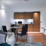 Modern & Cosy 1-Bed Apartment Manchester City Centre