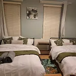 The Reddish Retreat - Individual Rooms