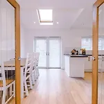 Park Lane Retreat 3Br Home With Driveway Parking