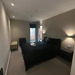2Br-2Ensuite-Balcony-Cityview-Parking-Central