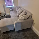 2 Beds Suburb Nestled Nook