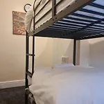 2 Beds Suburb Nestled Nook