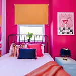 6-Bed Funky Getaway Unique Vibes