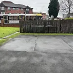 Cosy 2 Double Bedroom Apartment In Ancoats 7 Minutes From Coop Live, Etihad Stadium & Manchester City Centre- Parking Available