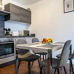 Manchester City Centre ,Salford,Lakeside Apartment