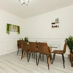 Charming Victorian Retreat 4Br House In Central Manchester