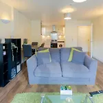 Central Luxe On Deansgate 2 Bed Ensuite Retreat