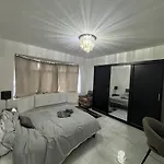 Elegant Estates Humble Abode Room 1