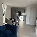 Luxury 2 Bedrooms