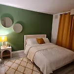 City Stay Cozy Room With Amenities
