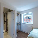 Luxury 8 Bed Home Manchester