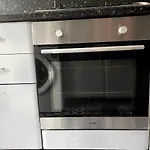 Double Room - Town & University Nearby, 24H Bus, Airport-Linked