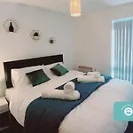 Modern Apartment Old Trafford Stadium