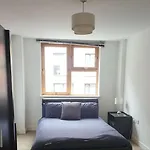 Enjoyable 2 Bedroom Apartment