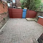 Free Parking, Games Room, Sleeps 7, Manchester
