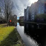 Serene 2-Bed Flat With Canal Views - Coop Live & Ethiad