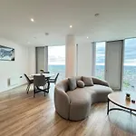 3 Bedroom Penthouse In The City Centre Deansgate New Build High Floor