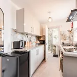 1-Bed Flat Near Coop Live Arena & Etihad Stadium