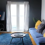 Lord Street Apartment With Free Parking & Wifi- Salford Uni, Victoria Station, Ao Arena