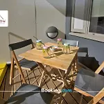 Premium Deals On Modern 2 -Bed 2-Bath Central City 122 High Street Flat For Movers & Pros By Hedgerow