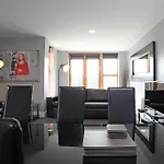 The City Warehouse Aparthotel