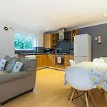 Rest & Recharge - Birley View