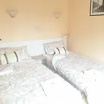 Central Guest House Hotel