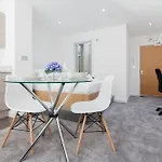 Comfortable Central Manchester Studio