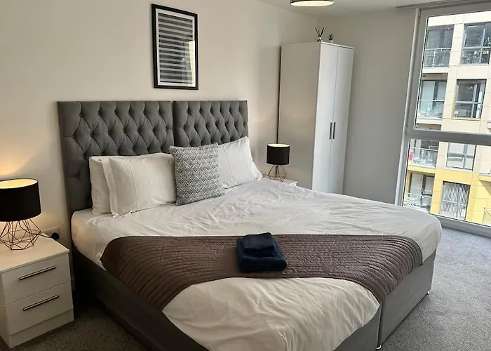 Beautiful Manchester 2 Bedroom Apartment