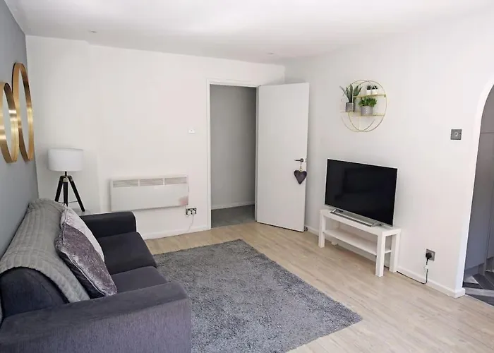 Entire 2 Bed Apartment In Manchester