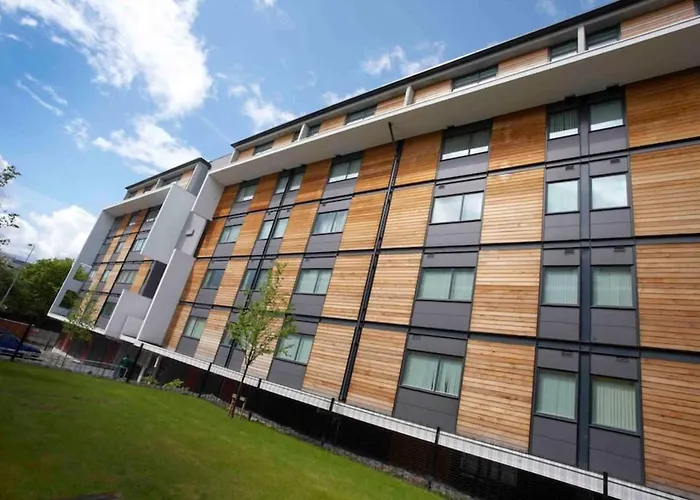 Modern & Central 1Kb Apt Salford Quays