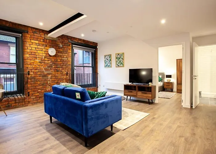 Lovely 1 Bed Apartment In Converted Printing Press